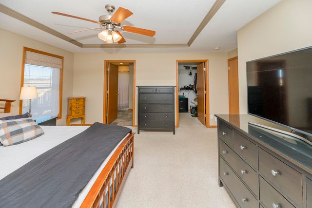 9325 E ST CHARLES RD, Columbia, MO 65202