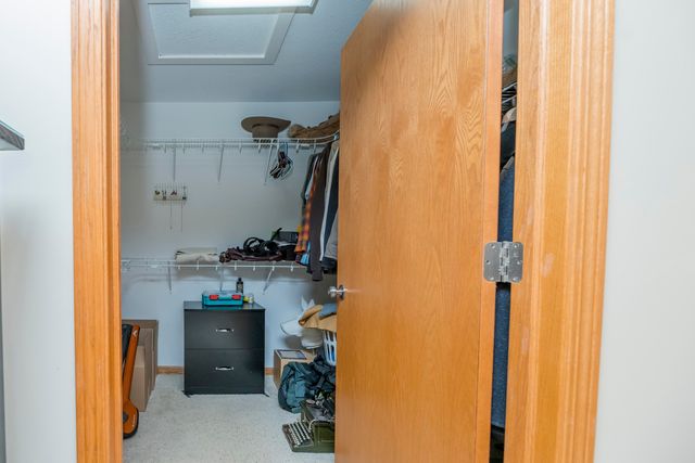 9325 E ST CHARLES RD, Columbia, MO 65202