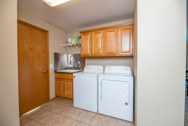 9325 E ST CHARLES RD, Columbia, MO 65202