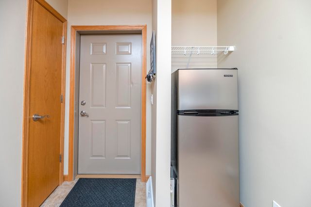 9325 E ST CHARLES RD, Columbia, MO 65202