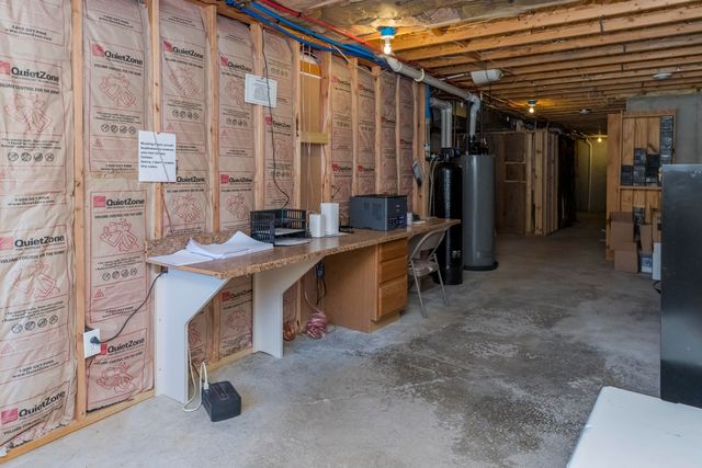 9325 E ST CHARLES RD, Columbia, MO 65202