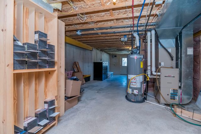 9325 E ST CHARLES RD, Columbia, MO 65202