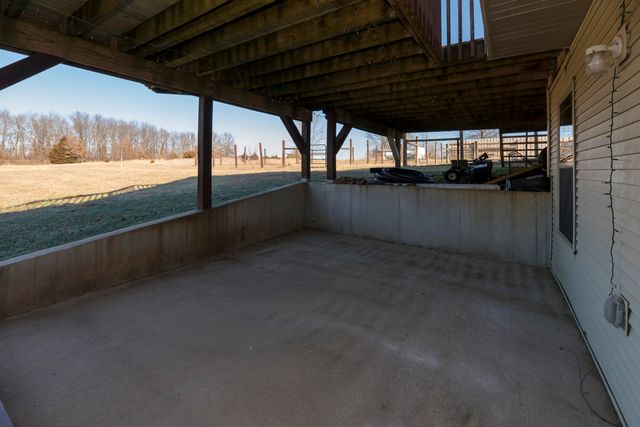 9325 E ST CHARLES RD, Columbia, MO 65202