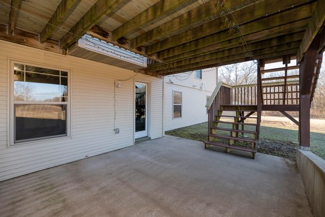 9325 E ST CHARLES RD, Columbia, MO 65202