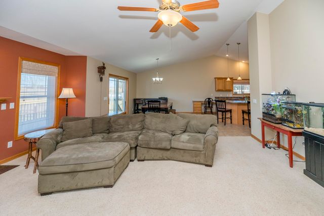 9325 E ST CHARLES RD, Columbia, MO 65202