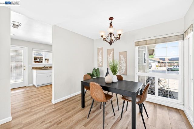 1476 Bluebell Dr, Livermore, CA 94551