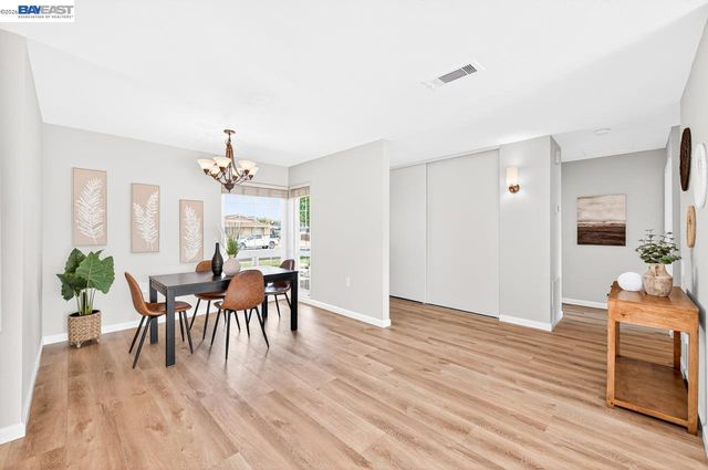 1476 Bluebell Dr, Livermore, CA 94551