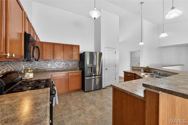 403 Newport Drive, St Peters, MO 63376