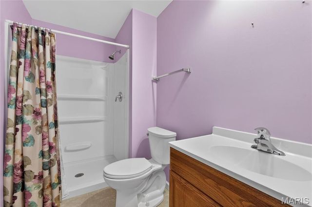403 Newport Drive, St Peters, MO 63376