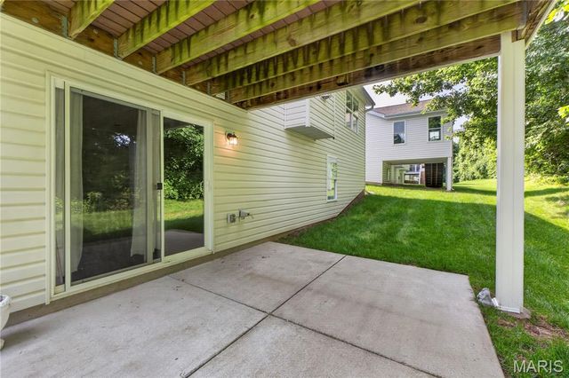 403 Newport Drive, St Peters, MO 63376
