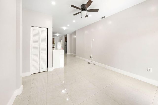 141 NW 12th St, Pompano Beach, FL 33060