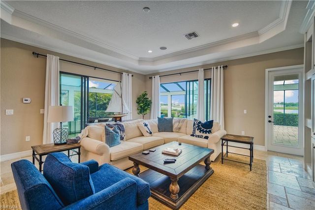 9902 Corso Bello DR, Naples, FL 34113