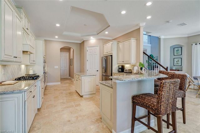 9902 Corso Bello DR, Naples, FL 34113