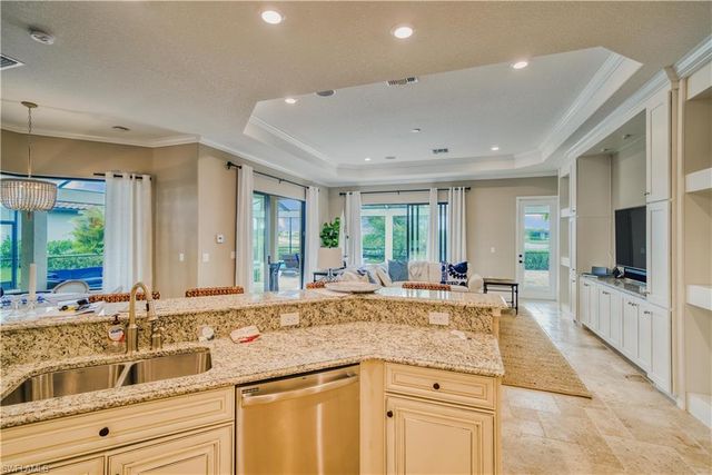 9902 Corso Bello DR, Naples, FL 34113