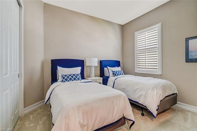 9902 Corso Bello DR, Naples, FL 34113