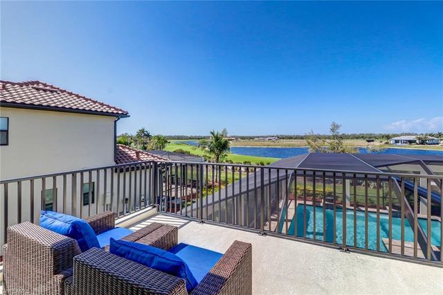9902 Corso Bello DR, Naples, FL 34113