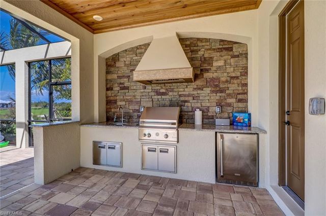 9902 Corso Bello DR, Naples, FL 34113