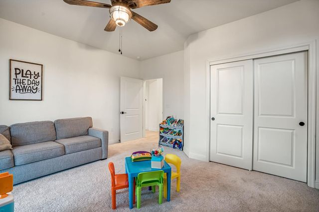 1811 Agua Dulce Avenue, Clovis, CA 93619