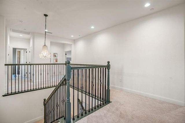 1811 Agua Dulce Avenue, Clovis, CA 93619