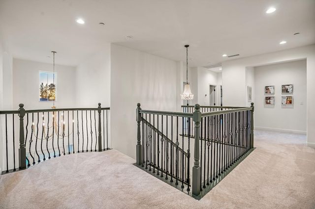 1811 Agua Dulce Avenue, Clovis, CA 93619