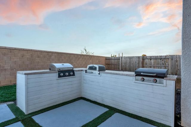 1811 Agua Dulce Avenue, Clovis, CA 93619