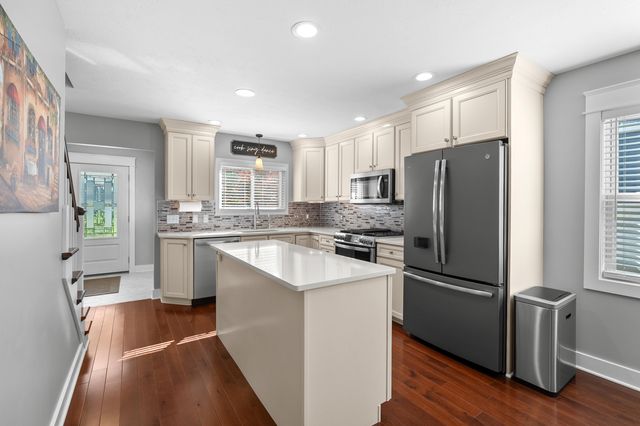 2136 Ames Drive, Portage, MI 49002