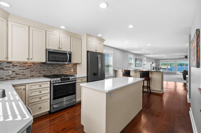 2136 Ames Drive, Portage, MI 49002
