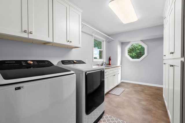 2136 Ames Drive, Portage, MI 49002