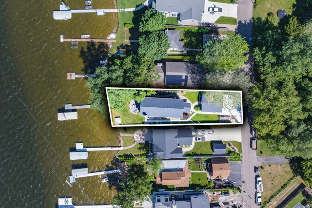 2136 Ames Drive, Portage, MI 49002