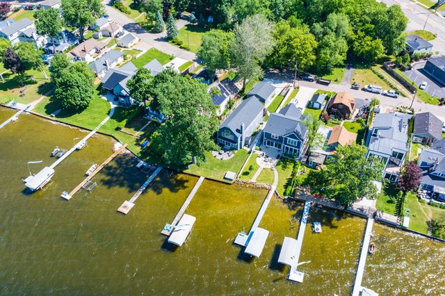 2136 Ames Drive, Portage, MI 49002
