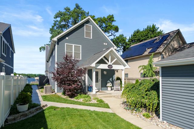 2136 Ames Drive, Portage, MI 49002