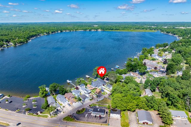 2136 Ames Drive, Portage, MI 49002