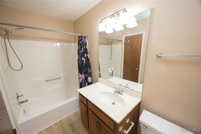 510 HOLLOW WOOD Road, Montgomery, AL 36109