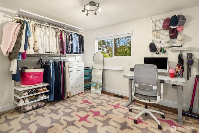 810 Walnut Street, Edmonds, WA 98020