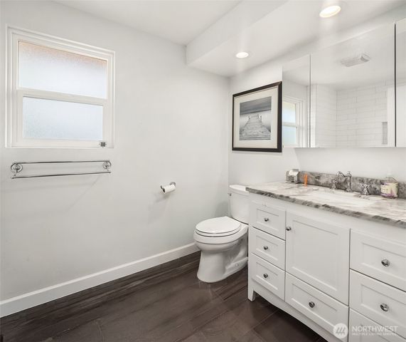 810 Walnut Street, Edmonds, WA 98020