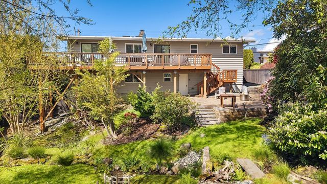 810 Walnut Street, Edmonds, WA 98020