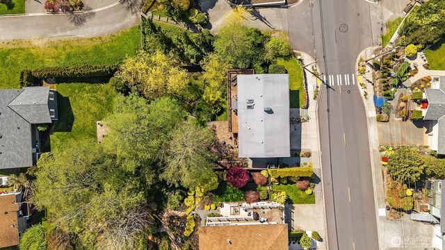 810 Walnut Street, Edmonds, WA 98020