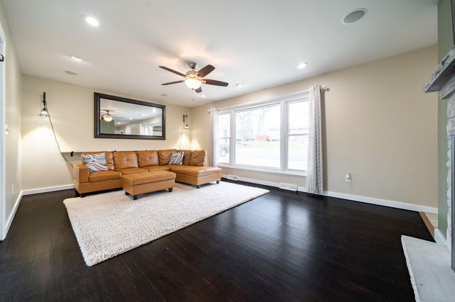 767 Beaumont Drive NW, Grand Rapids, MI 49504