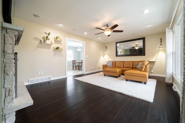 767 Beaumont Drive NW, Grand Rapids, MI 49504