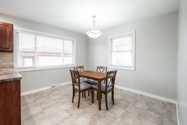 767 Beaumont Drive NW, Grand Rapids, MI 49504