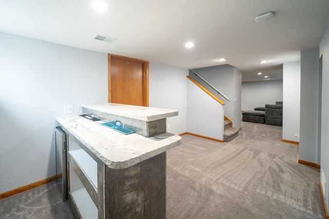 767 Beaumont Drive NW, Grand Rapids, MI 49504