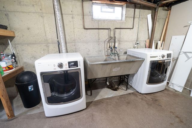 767 Beaumont Drive NW, Grand Rapids, MI 49504