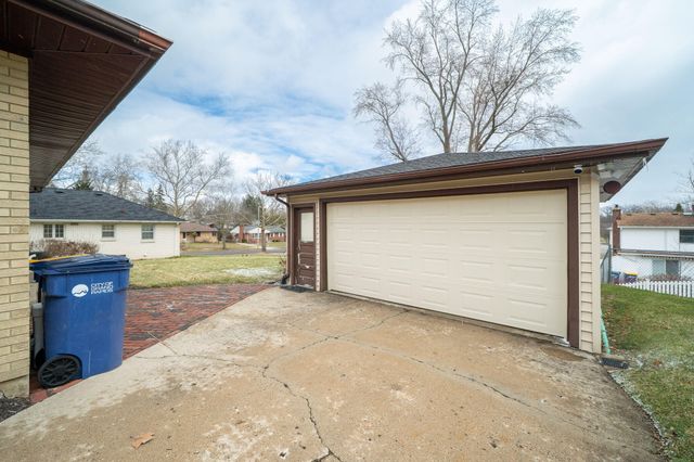 767 Beaumont Drive NW, Grand Rapids, MI 49504