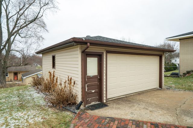 767 Beaumont Drive NW, Grand Rapids, MI 49504