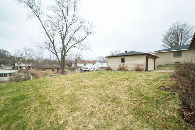 767 Beaumont Drive NW, Grand Rapids, MI 49504