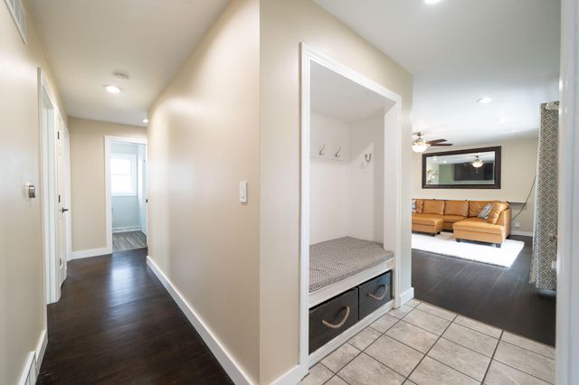 767 Beaumont Drive NW, Grand Rapids, MI 49504