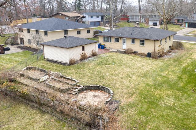 767 Beaumont Drive NW, Grand Rapids, MI 49504