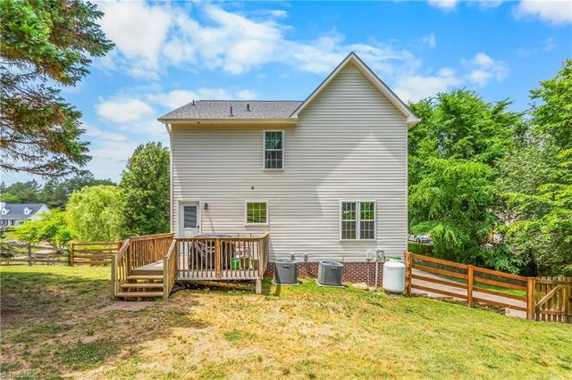 129 Twin Valley Drive, Clemmons, NC 27012