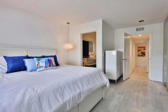 942 D Avenue B, Coronado, CA 92118