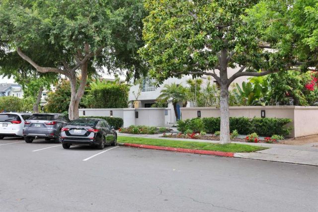 942 D Avenue B, Coronado, CA 92118